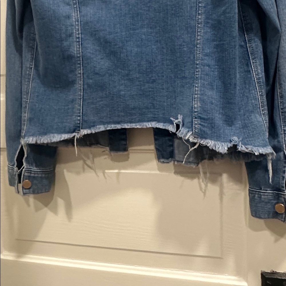 Liverpool Classic Blue Jacket - Picture 6 of 6